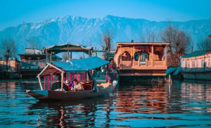 Kashmir Honeymoon Package from Delhi | Luxury Couple Tour 6D/5N